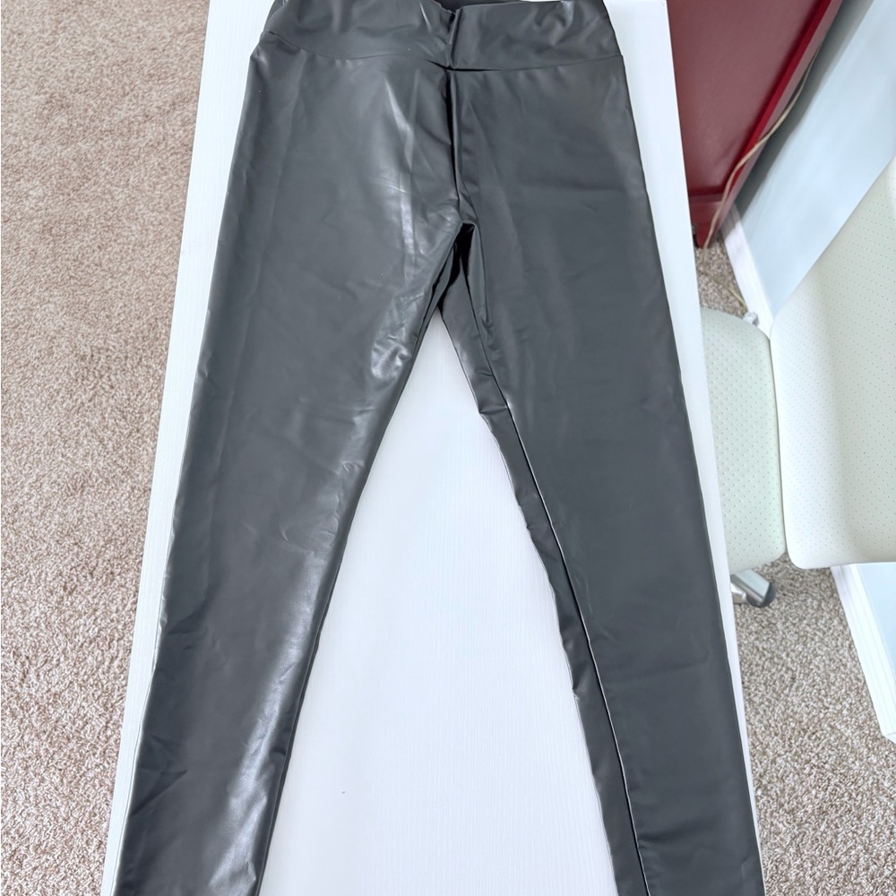 Chic Faux Leather Black Leggings